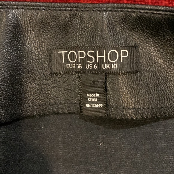 Topshop Faux Leather Mini Skirt - Picture 4 of 5